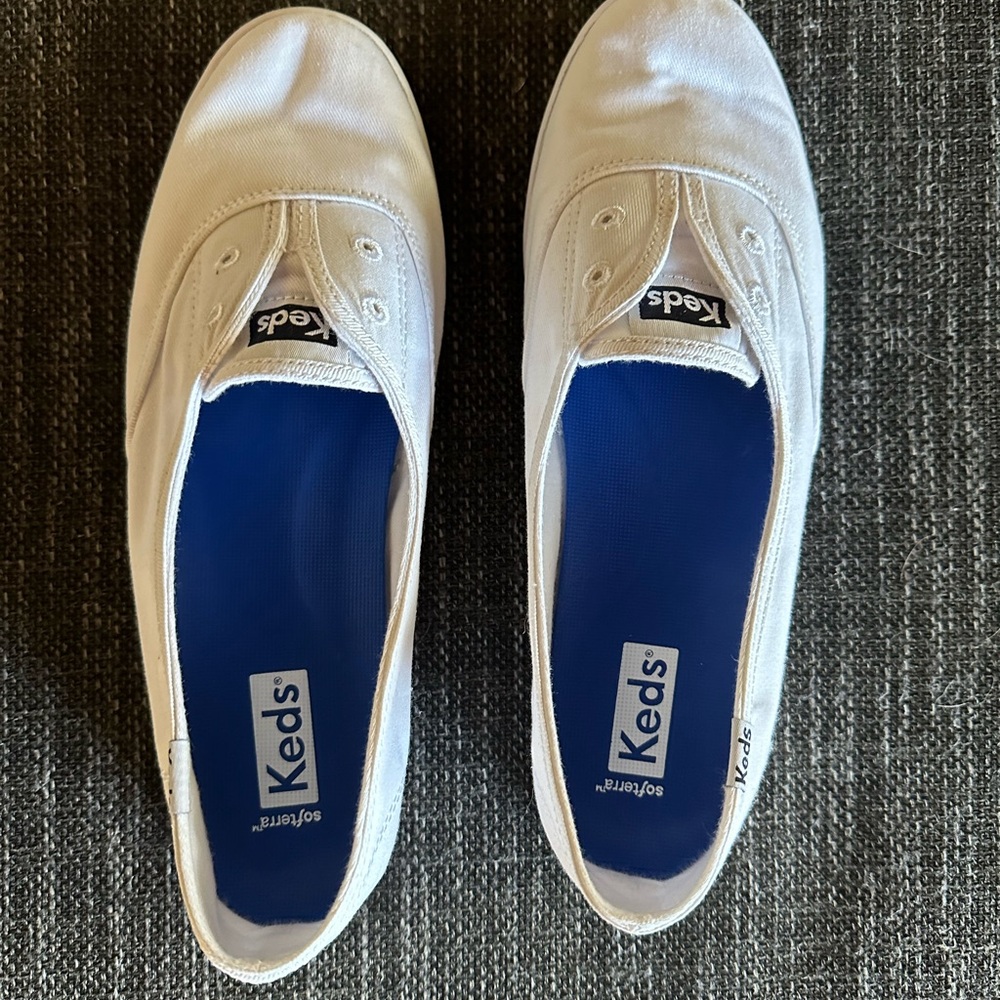 Women’s Keds Sz 7.5 never worn